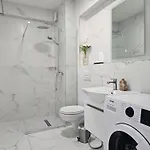 Mihaly 007 Apartamento *